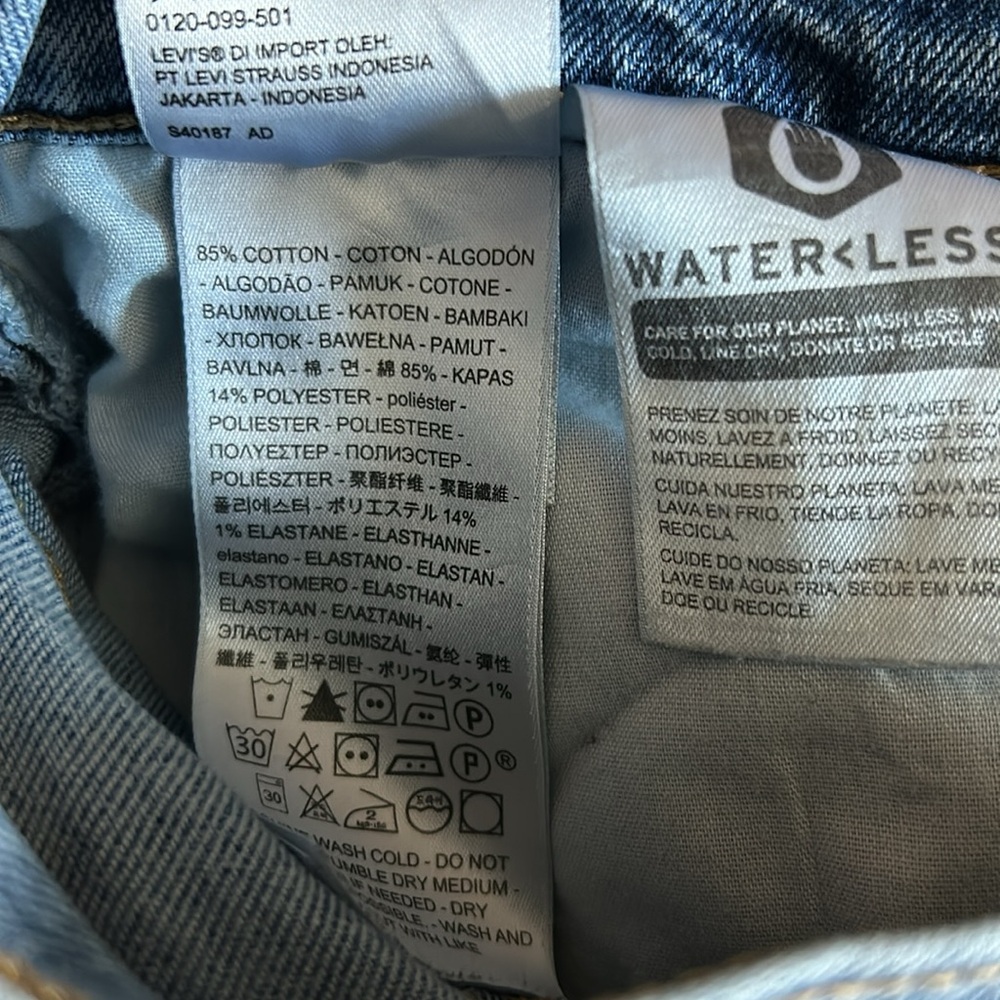Levi's Ribcage Women's Straight Leg Jeans in Lightwash Blue - Picture 6 of 7